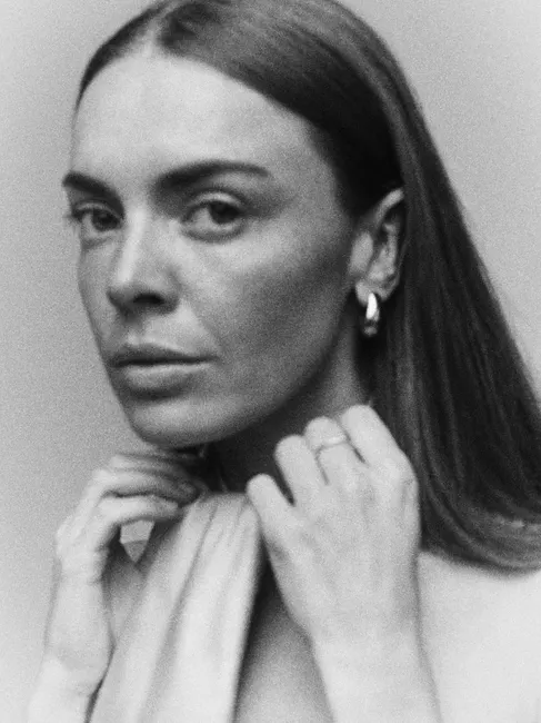 Portrait - Klaudia, photograph 5 by Prot Urban